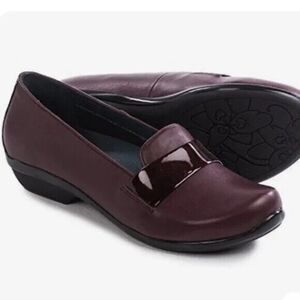Dansko Oksana Loafers Women's Bordeaux Wine Leather Slip-On Shoes Size 8 / 38
